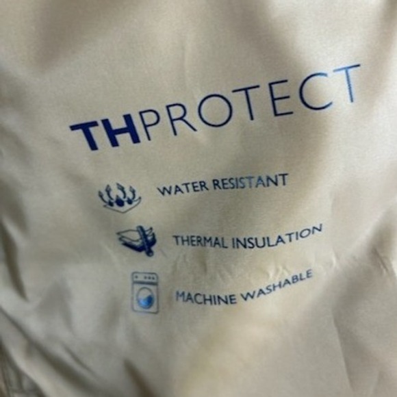 Tommy Hilfiger Puffer Jacket Women's Size Large Tan Hooded Water Resistant Warm - Picture 6 of 9